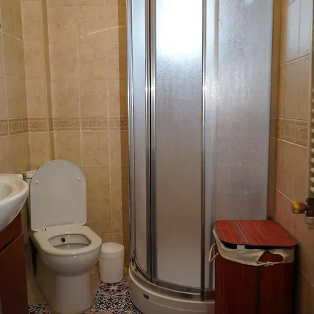 Chic And Spacious 2-bed Flat In Cihangir Apartment