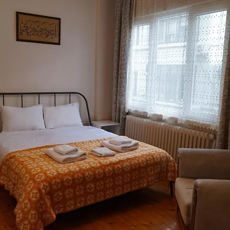 Chic And Spacious 2-bed Flat In Cihangir Apartment *