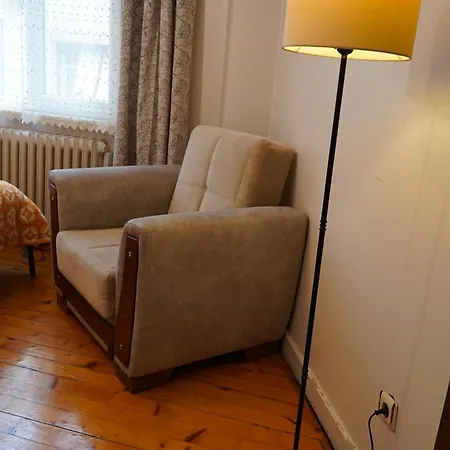 Chic And Spacious 2-bed Flat In Cihangir * Istanbul