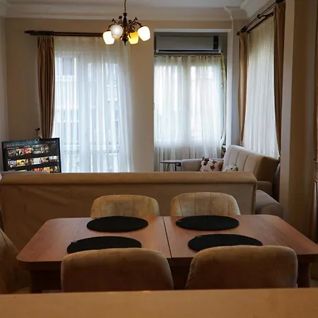 Chic And Spacious 2-bed Flat In Cihangir