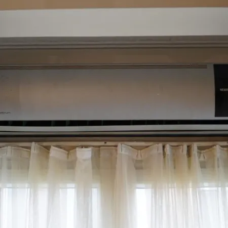 Chic And Spacious 2-bed Flat In Cihangir *